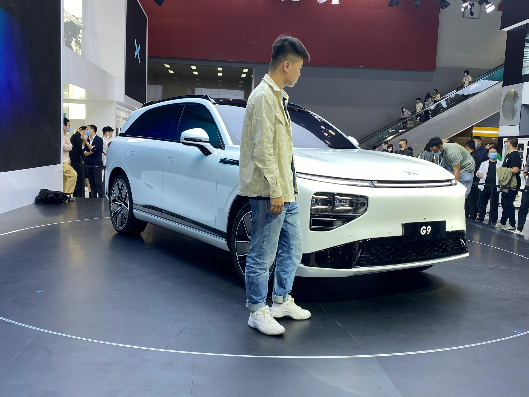 小鹏g9亮相2021广州车展啦