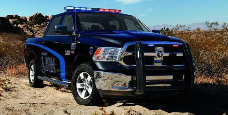 1500作为全球最大的皮卡消费国,美国用户对皮卡车型极为热衷,警用车也