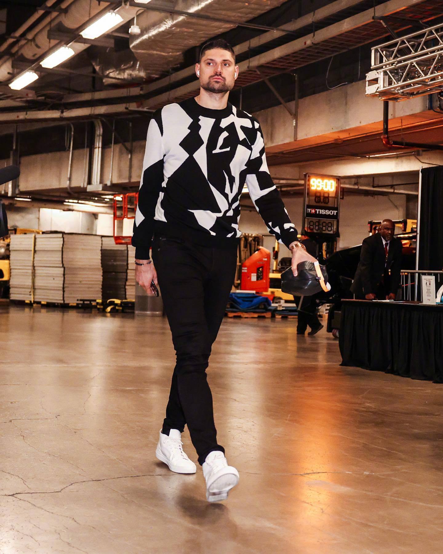 今日球员穿搭look谁是最佳型男