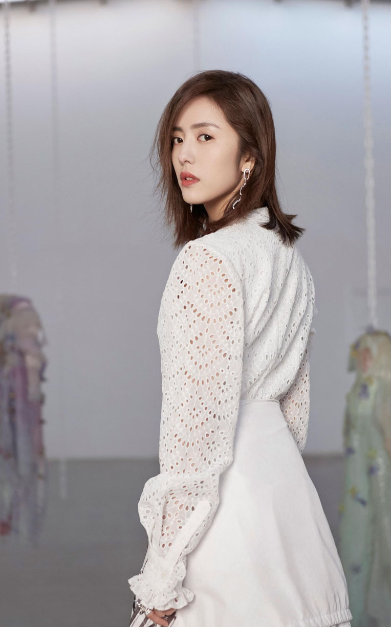 蔡文静时尚杂志写真大片