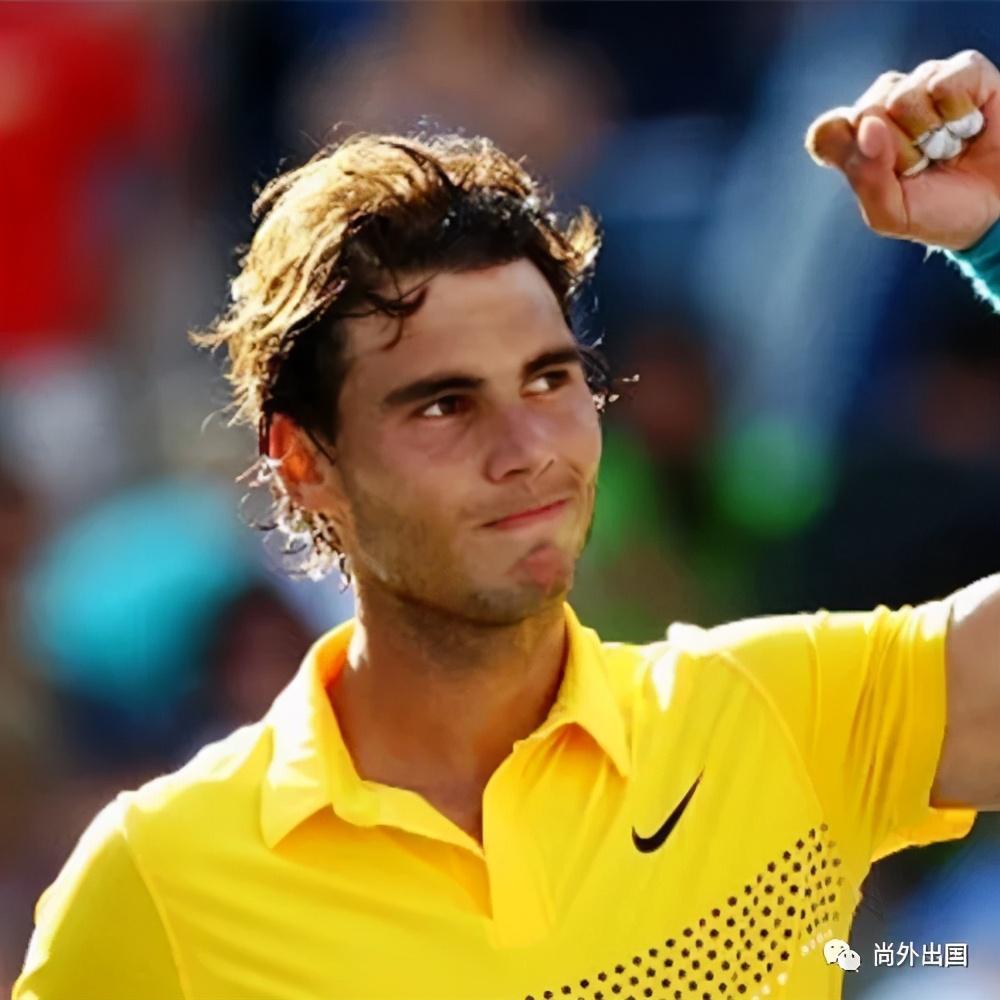 纳达尔红土13度封王!不愧西班牙人民心中"史上最伟大运动员"