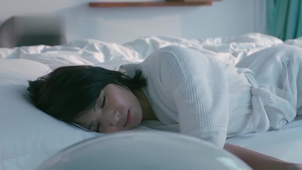 灰姑娘因情伤身霸道总裁竟然在床边守了一夜