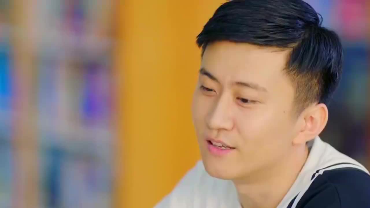 青春抛物线安晏脑子里全是安乐的事根本没有办法认真学习