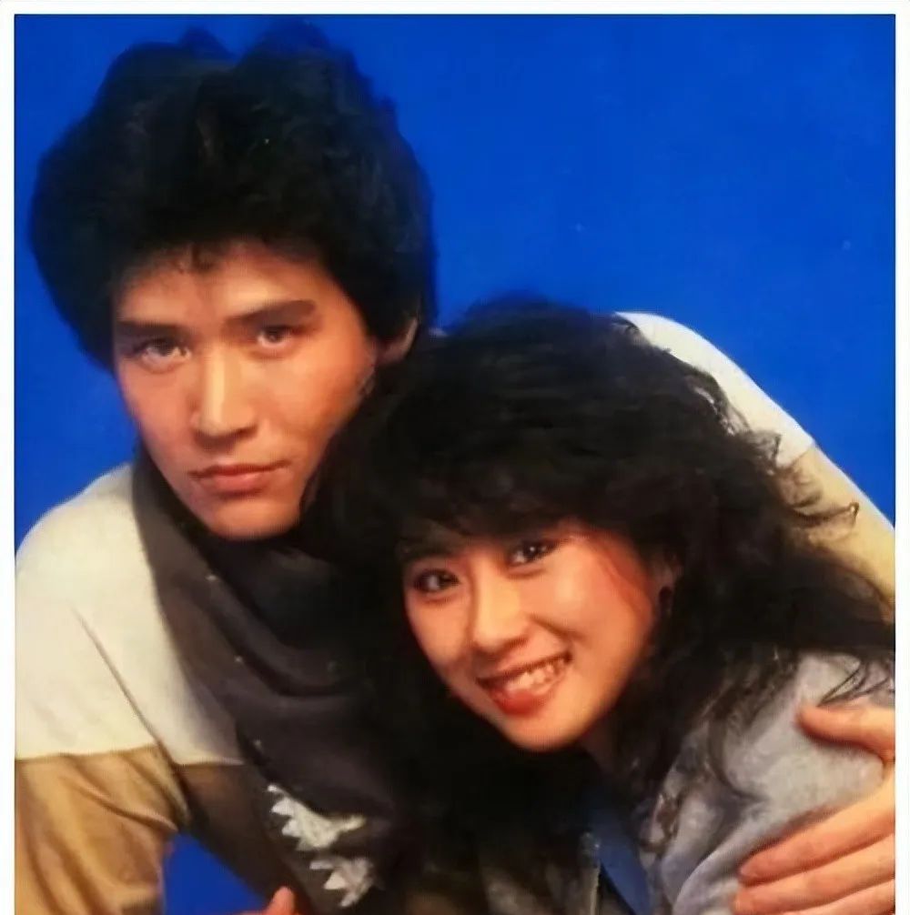 40年后,再看叶倩文和费翔,才明白也许分手才是他们最好的选择休闲区蓝鸢梦想 - Www.slyday.coM 40年后,再看叶倩文和费翔,才明白也许分手才是他们最好的选择休闲区蓝鸢梦想 - Www.slyday.coM