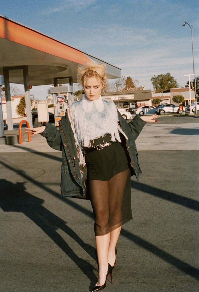 凯瑟琳·纽顿,科尔·斯普罗斯 x《who what wear》新写真