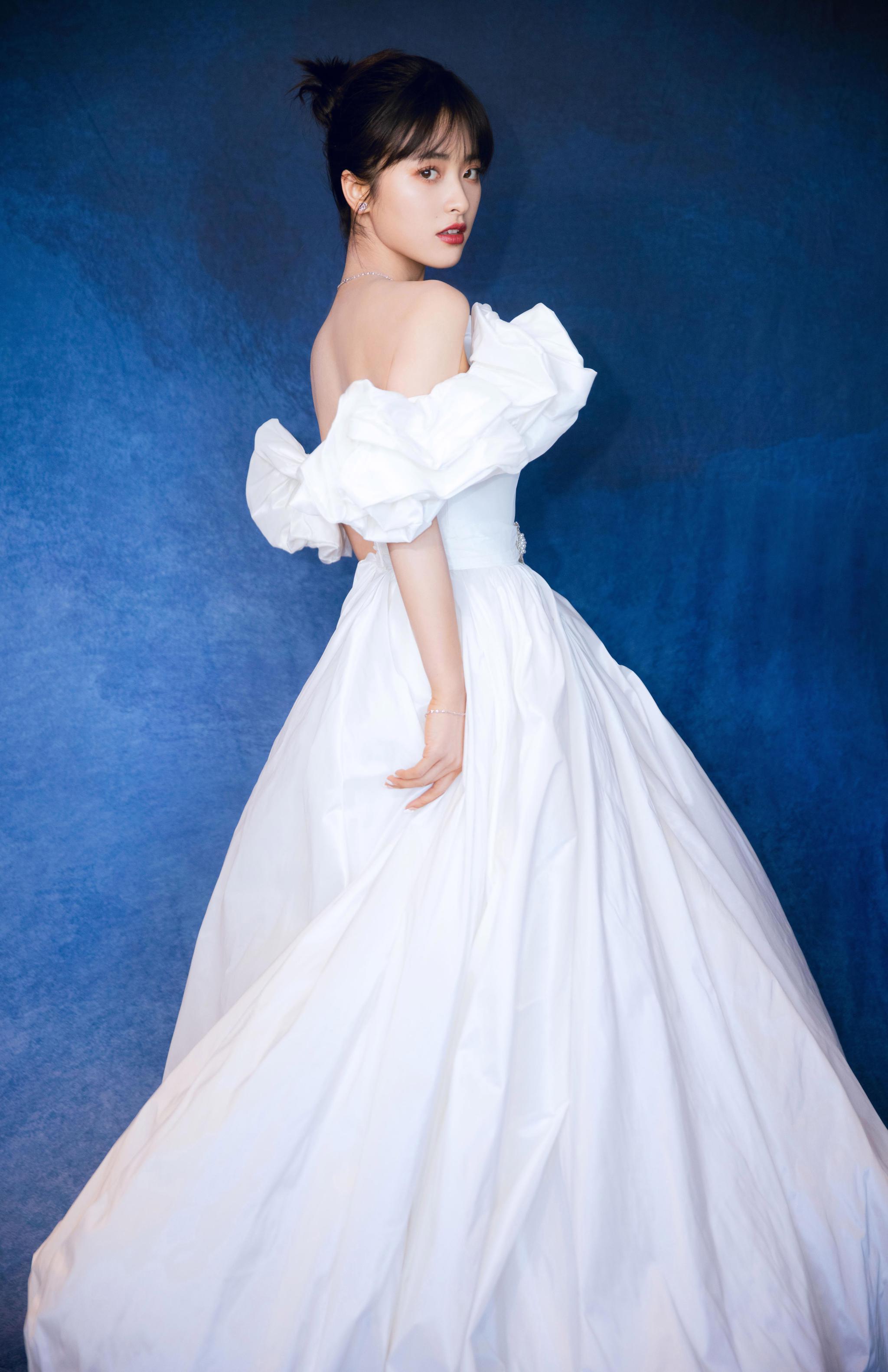 抓住一个在逃公主~|沈月|gucci_新浪新闻