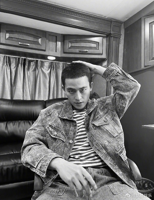 痞帅痞帅的欧豪——一个长在我审美点上的男人!