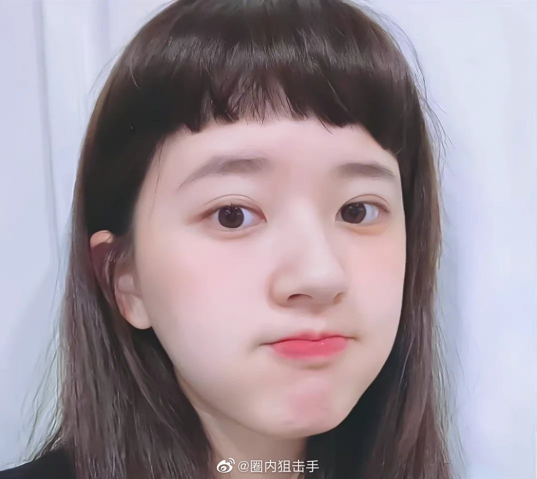 赵露思空气刘海旧照9615,赵露思从小美到大,纯天然美女……|赵露