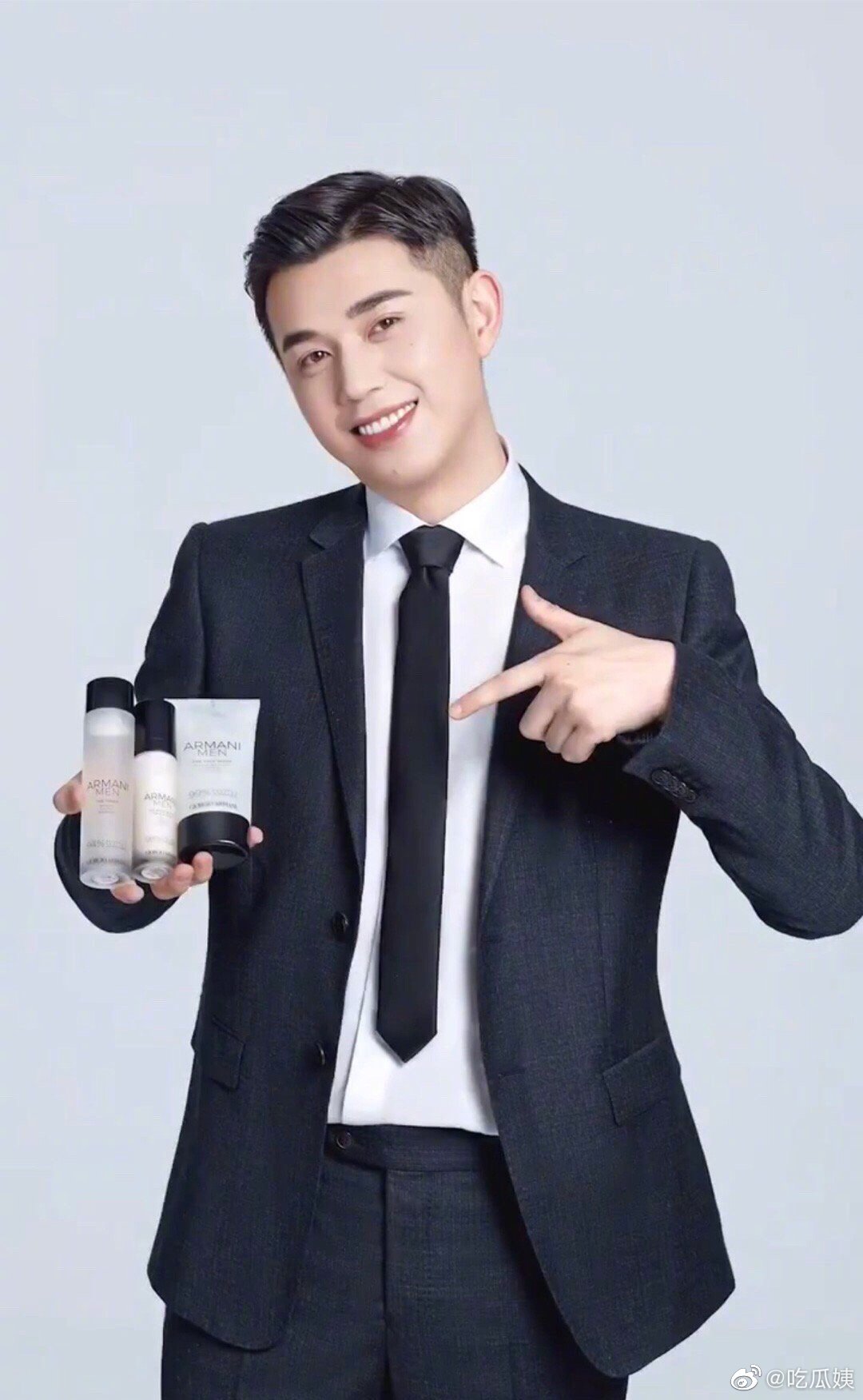 李佳琦小助理付鹏瘦了是真的帅啊! 静安区玄彬是真的