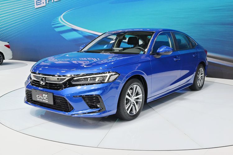 东风本田思域ehev新车上市定位家用混动轿车