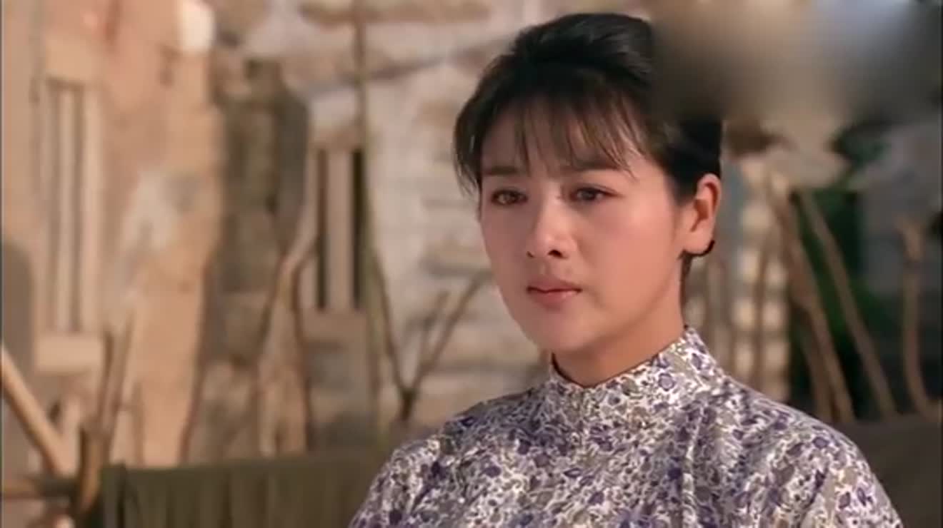 奶奶再爱我一次:富家太太不会生育,竟花钱把阿足的儿子买走