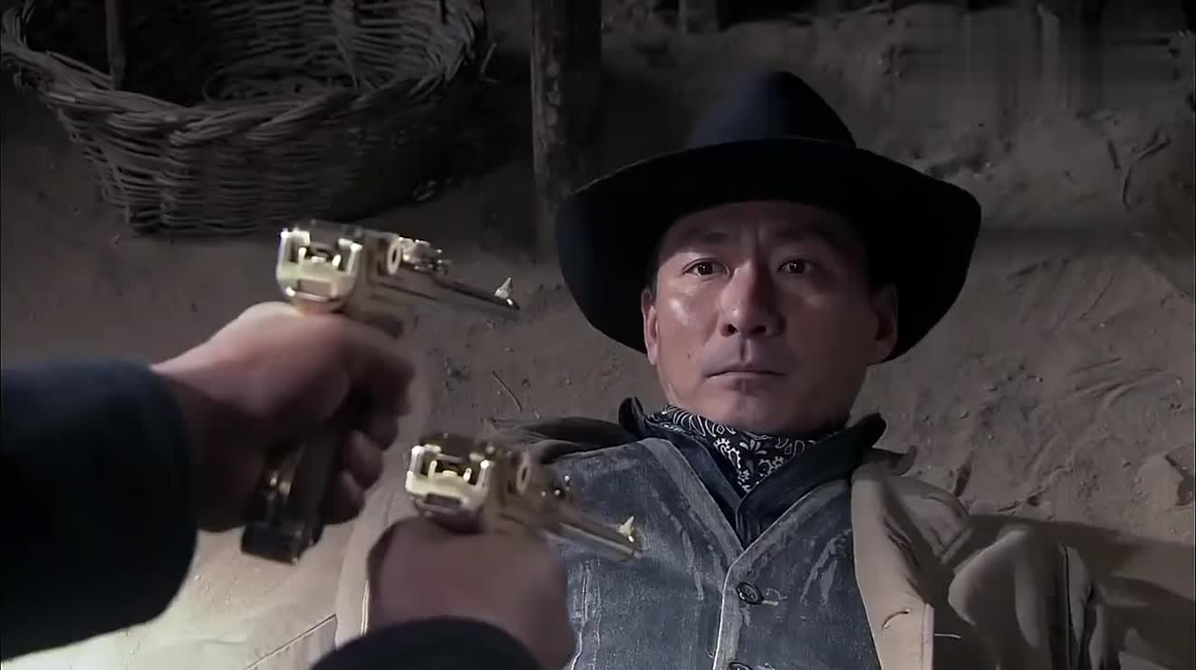 大漠枪神沈七七疯狂嘲讽燕双鹰真不知道他是哪来的自信