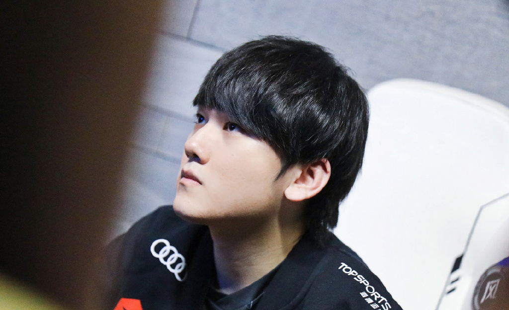 离谱!外媒评选S12最强选手Top20,RNG无一人上榜休闲区蓝鸢梦想 - Www.slyday.coM 离谱!外媒评选S12最强选手Top20,RNG无一人上榜休闲区蓝鸢梦想 - Www.slyday.coM