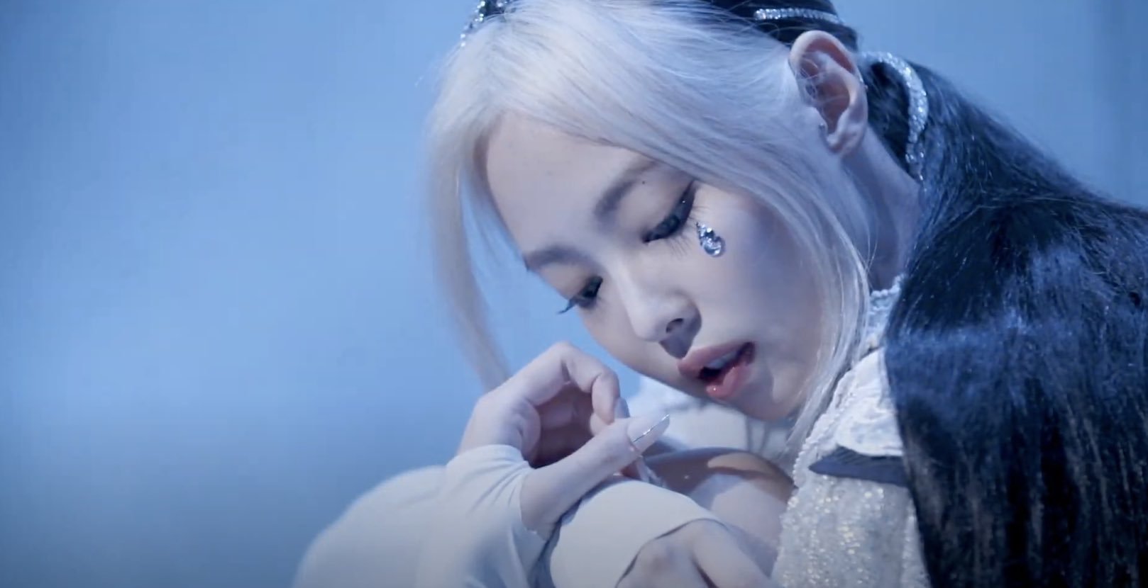 jennie这个造型好美啊不许有人没看过