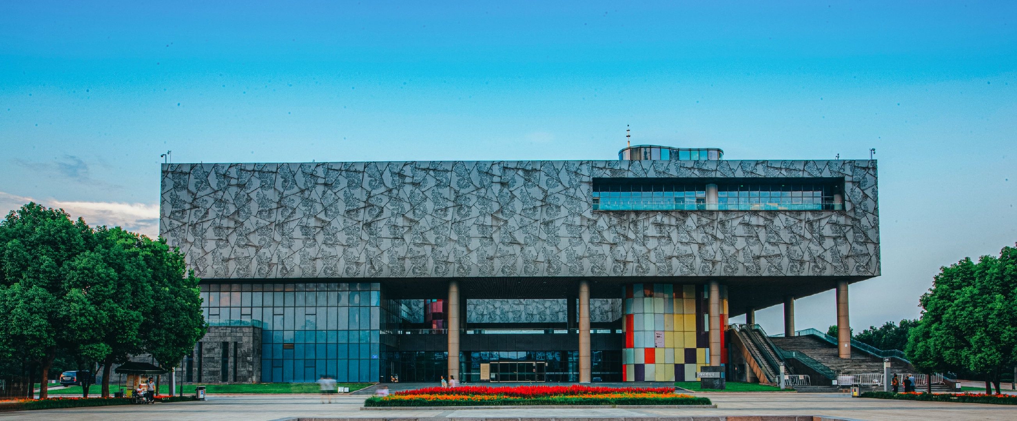 充满现代感与艺术韵味的徐州艺术馆