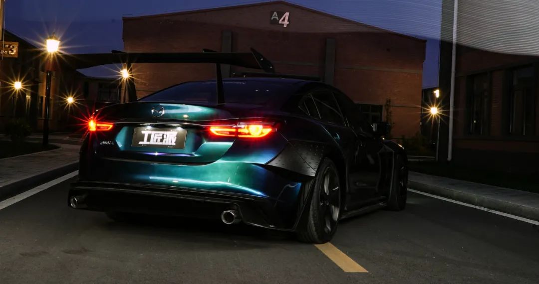 倘若你不想大动干戈的话,杜雅还针对玩车爱好者提供了cameos改色膜