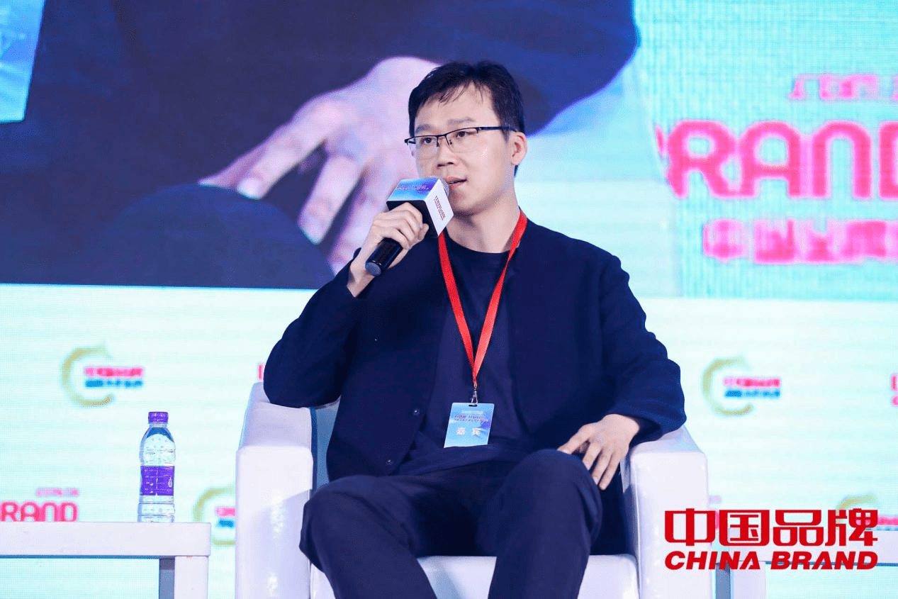 北京内联升鞋业有限公司常务副总经理程旭在现场发言 品牌生态建设新