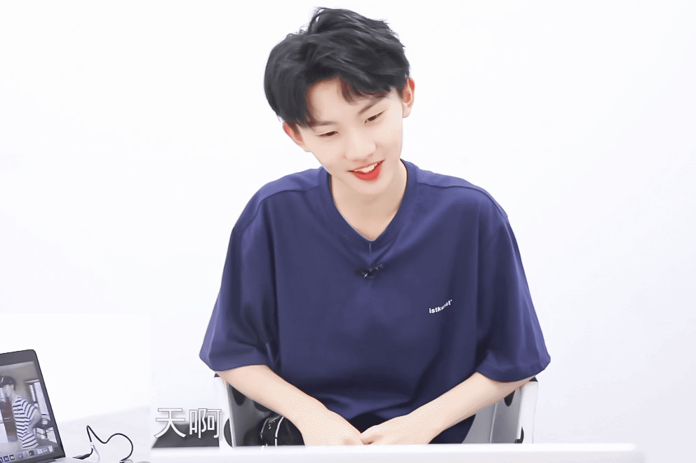 马嘉祺兔牙好可爱