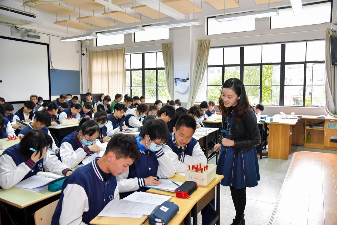 "双新"课堂改革,从赋予高中学生"解题能力"到"解决问题的能力"|学生|