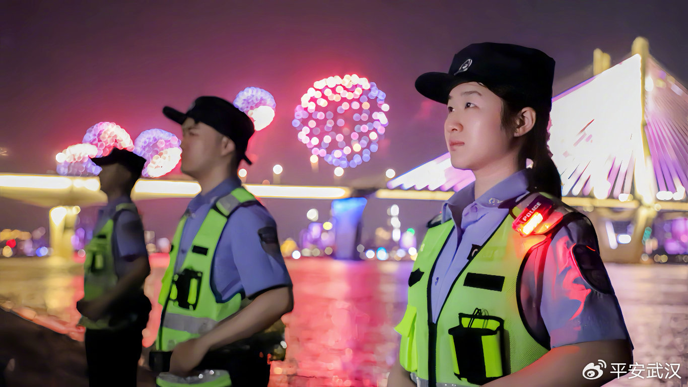 武汉公安2025年交出平安答卷|武汉市|湖北省|民警|群众|报警_新浪新闻