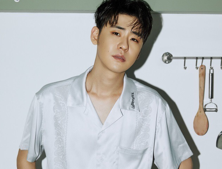 张云雷晒照无意曝光伤疤看到形状后瞬间泪崩粉丝别强撑了