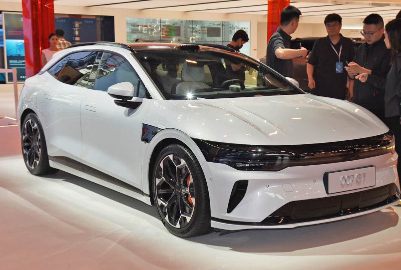 阿维塔06对比极氪007GT，谁更懂年轻人？