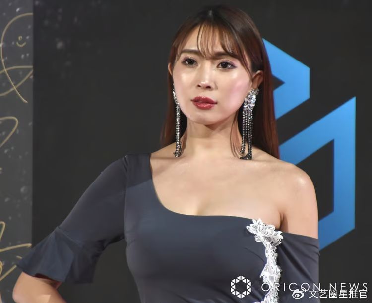 31岁日本火辣女星宣布婚讯,对方是小自己5岁的粉丝,还怀孕了!|森咲智美|平沼翔太|智美|写真|感情_新浪娱乐_新浪新闻