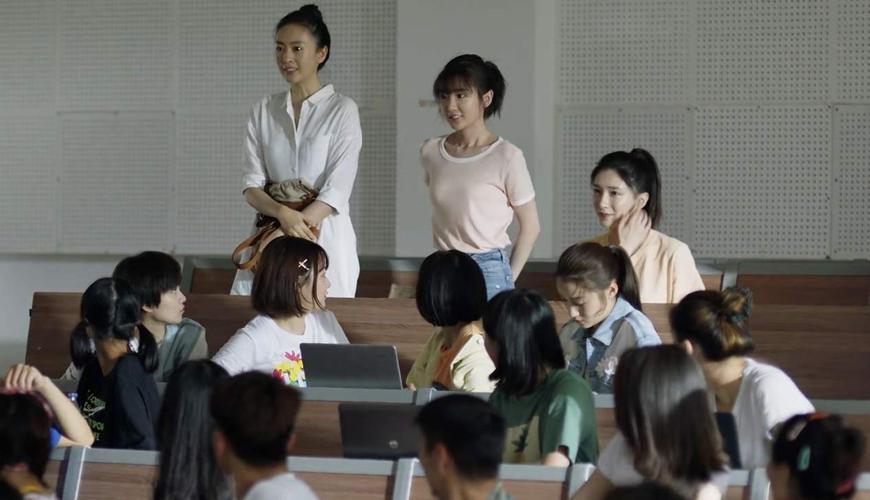 三四十岁还能演学生，我只服这5位女星，满脸青春朝气不输小姑娘休闲区蓝鸢梦想 - Www.slyday.coM