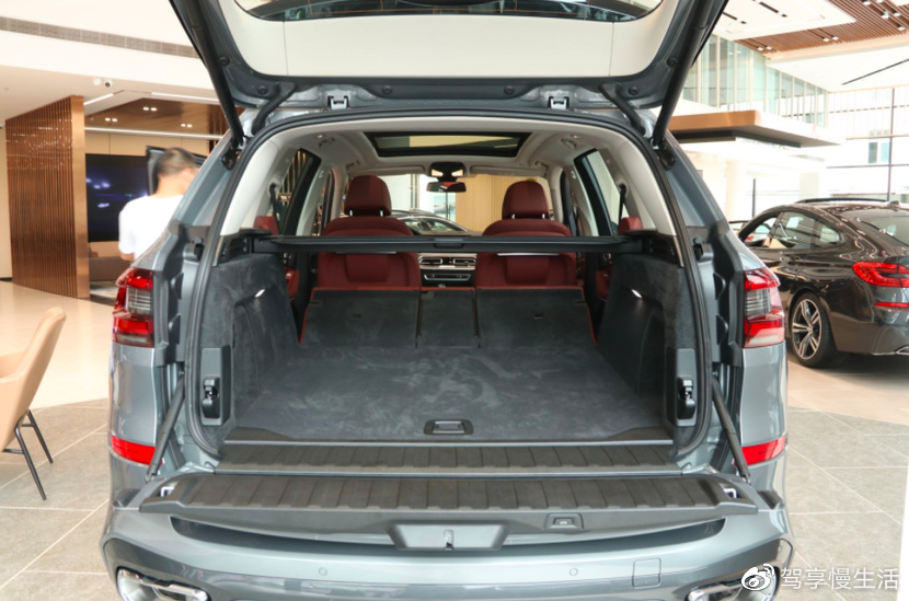 国产宝马x5到店静态解析内饰质感升级轴距加长空间优越