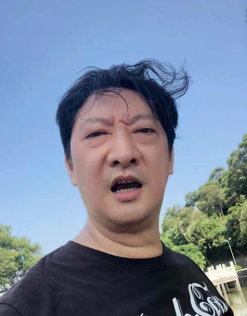 55岁男星九孔喜当爹