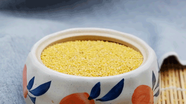 脾胃最喜欢的4种食物：秋天容易气血虚的人，照着吃就对了！休闲区蓝鸢梦想 - Www.slyday.coM