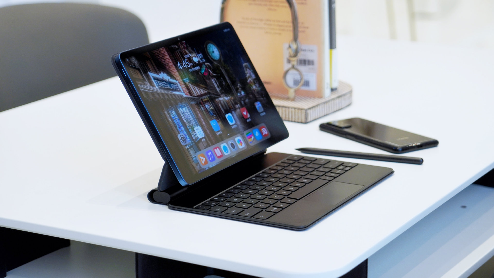 荣耀平板v7pro体验多屏协同办公效率翻倍出门何必还带电脑