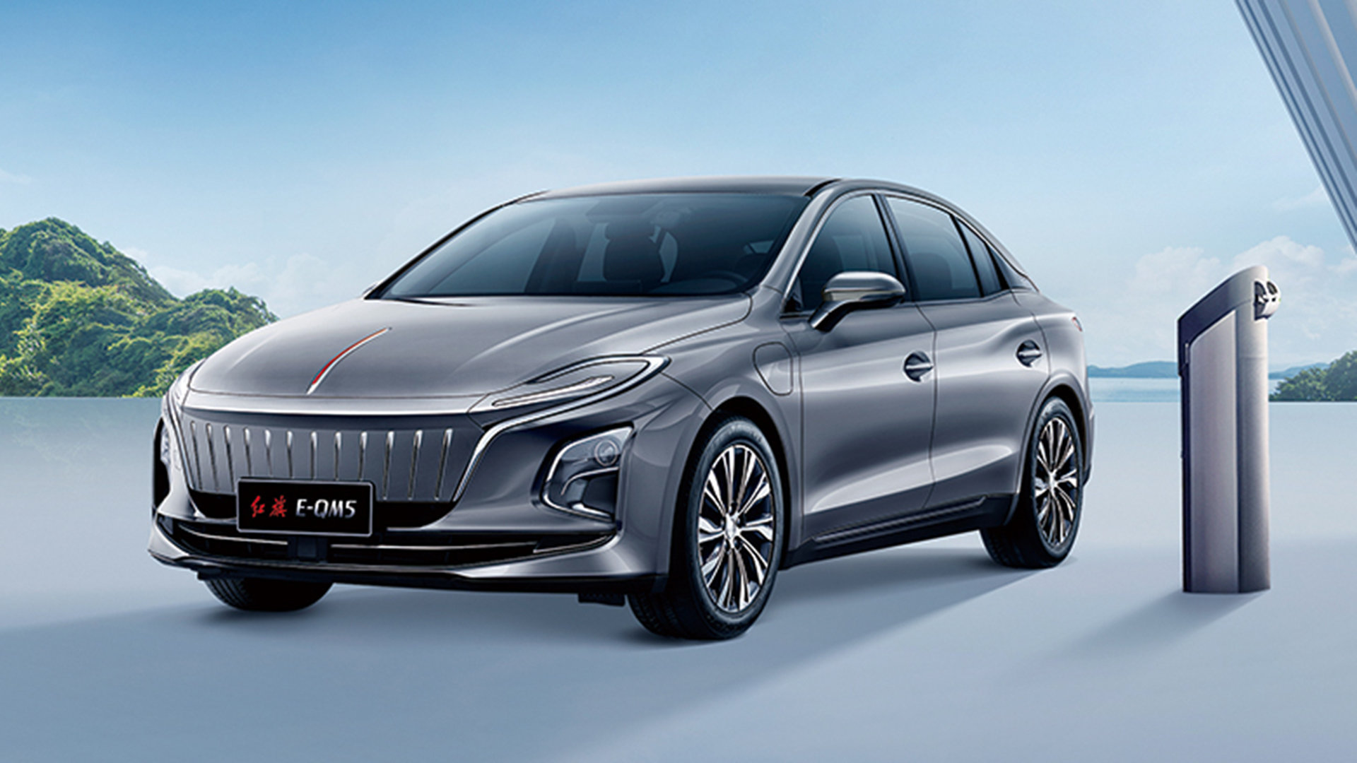 15万级家用电轿 红旗e-qm5和埃安s plus怎么选更合适-新浪汽车
