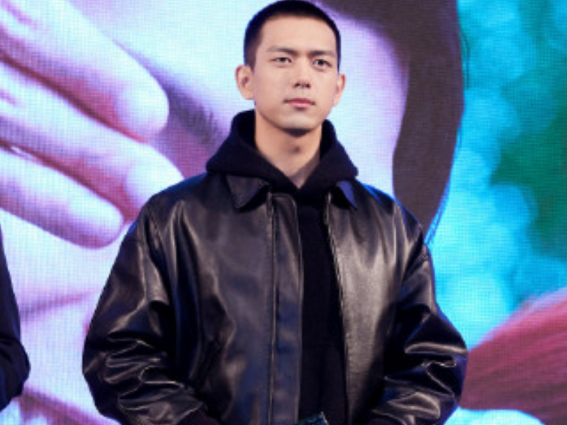 本以为李现平头够帅了,看见陈立农路透,才知道什么是精致男孩!