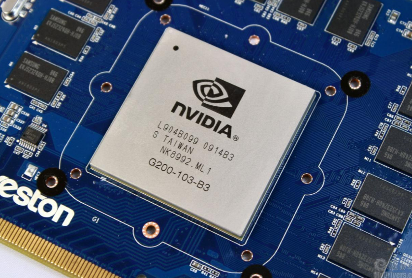 华为调整战略三箭齐发马斯克的特斯拉迎来挑战