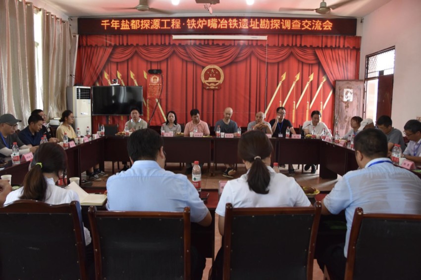 热门话题持续发酵,珠海铁炉村小巷子,2025年珠海铁炉村小巷子的历史演变与现状