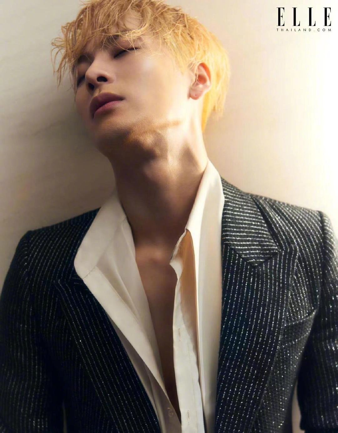 王嘉尔《elle》泰国版八月刊封面……__财经头条