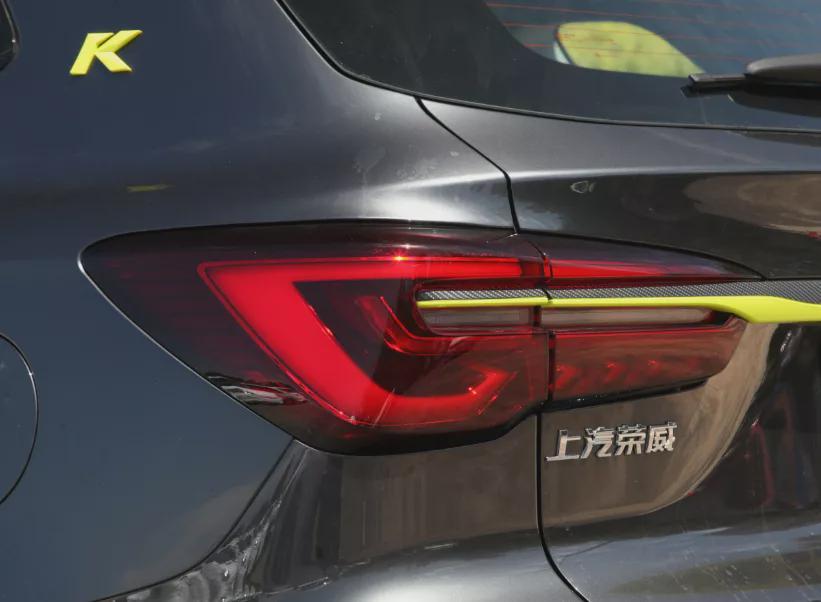 谁才是新生代国潮SUV劲旅？风神AX7对比荣威RX5 PLUS