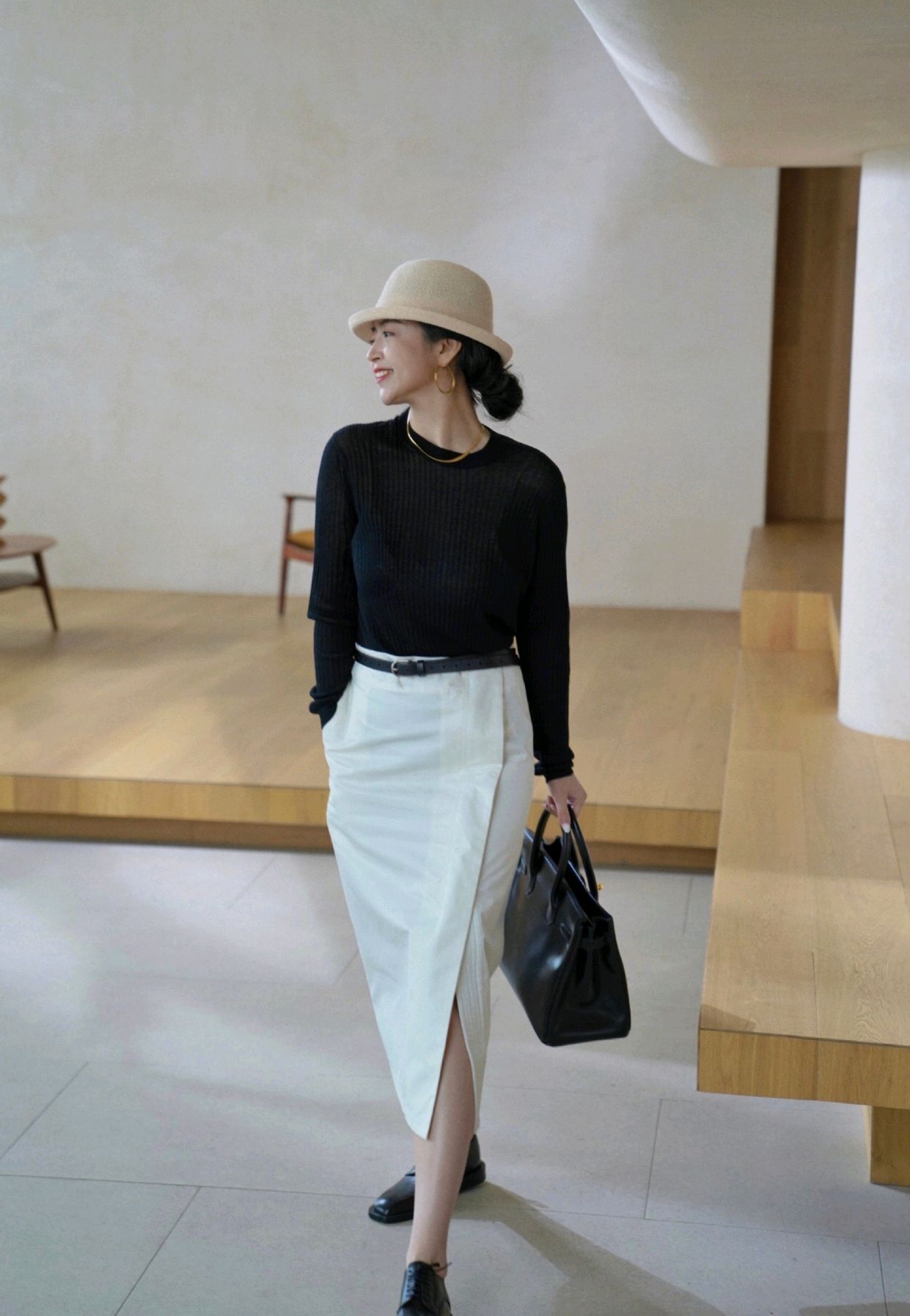 白色穿搭不出彩看完这些白色系穿搭方式让你美出新高度