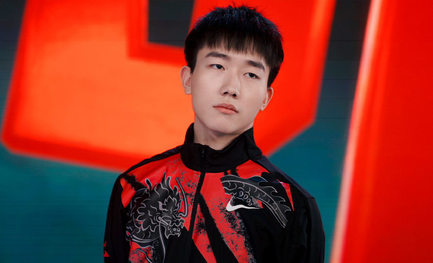 离谱!外媒评选S12最强选手Top20,RNG无一人上榜休闲区蓝鸢梦想 - Www.slyday.coM 离谱!外媒评选S12最强选手Top20,RNG无一人上榜休闲区蓝鸢梦想 - Www.slyday.coM