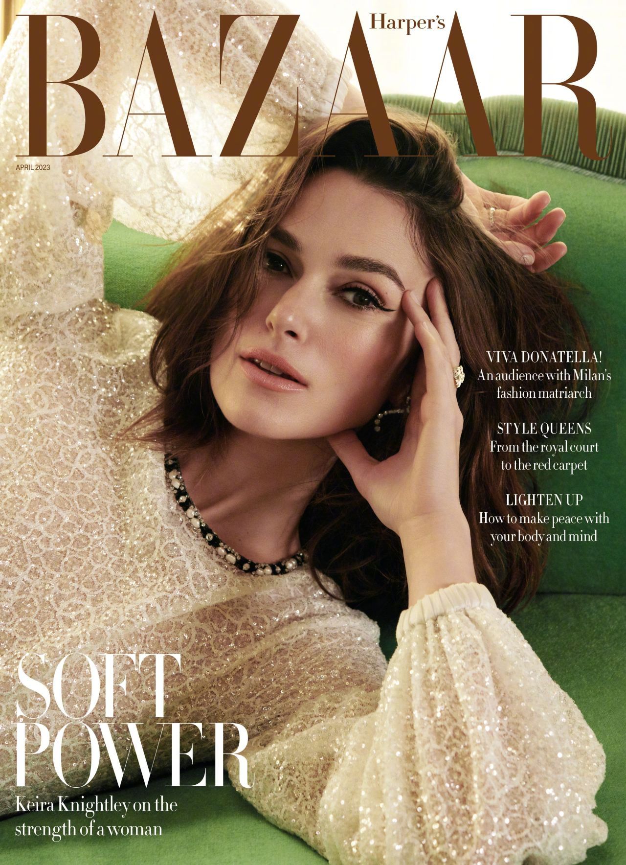 凯拉·奈特莉 (keira knightley) 身穿chanel 登上《 harpers bazaar