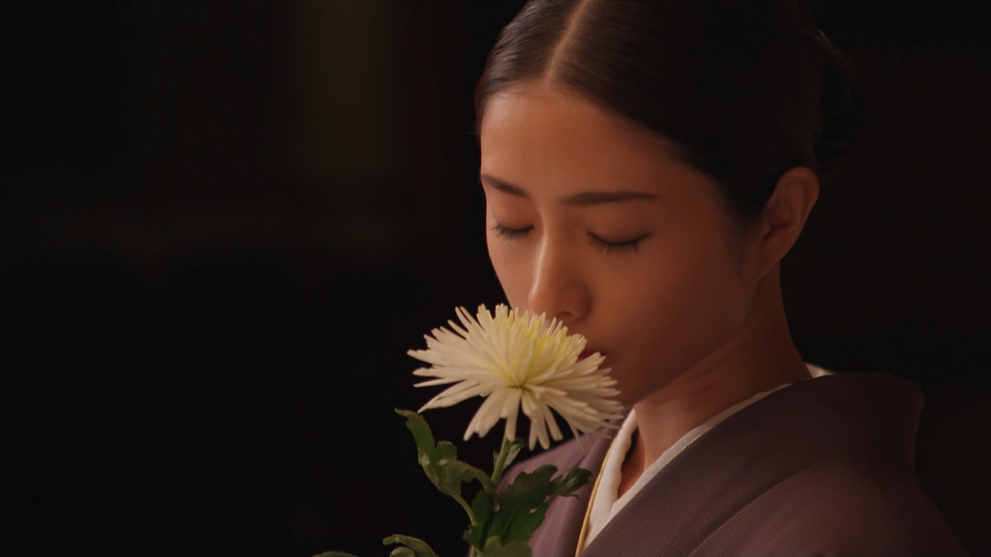 《高岭之花》里的石原里美_高清图集_新浪网