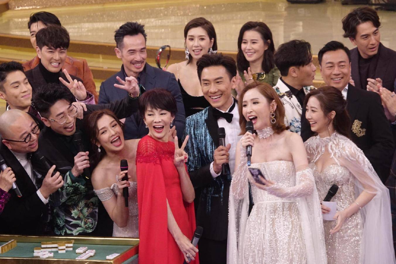 tvb台庆被指寒酸,佘诗曼胡杏儿不在,汪明荃镇场也难抵星光黯淡|马国明