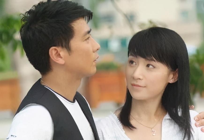 到了千禧年,姚芊羽更是展露锋芒,参演《少年康熙》,出演了《女人不哭