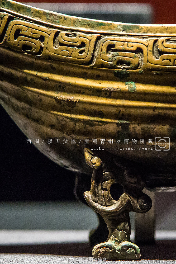 在博物馆中看到的青铜器,99%都是上锈后的样子