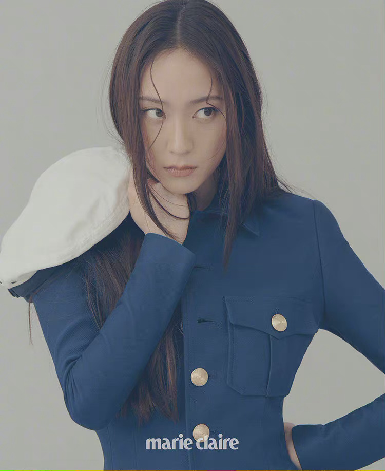 郑秀晶marieclairekorea四月刊封面画报