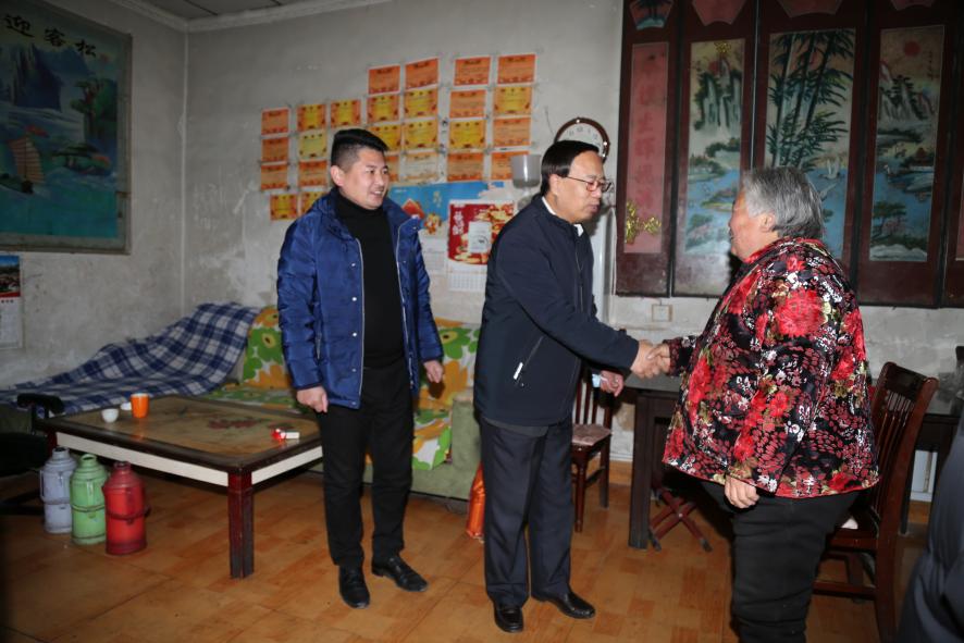 济南市国资委党委书记、主任李旭东一行到红岭村开展走访慰问活动休闲区蓝鸢梦想 - Www.slyday.coM