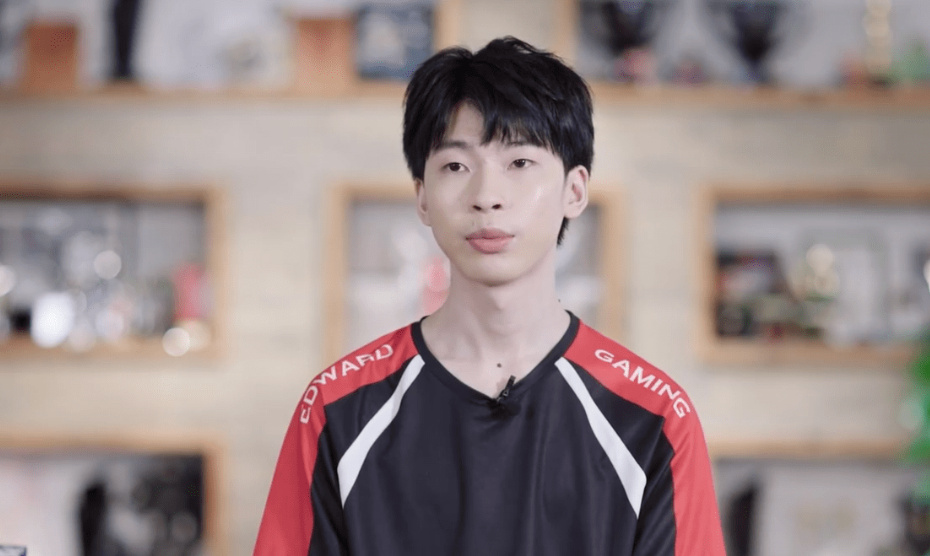 离谱!外媒评选S12最强选手Top20,RNG无一人上榜休闲区蓝鸢梦想 - Www.slyday.coM 离谱!外媒评选S12最强选手Top20,RNG无一人上榜休闲区蓝鸢梦想 - Www.slyday.coM