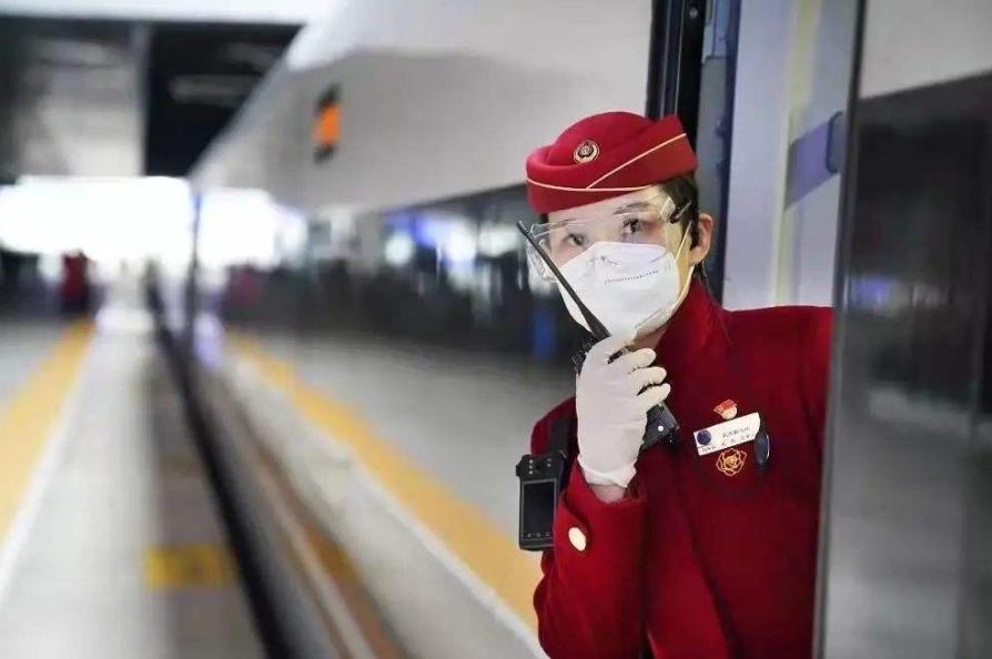 抢票了!2022年春运火车票明起开售,1月17日可买除夕当日车票休闲区蓝鸢梦想 - Www.slyday.coM 抢票了!2022年春运火车票明起开售,1月17日可买除夕当日车票休闲区蓝鸢梦想 - Www.slyday.coM