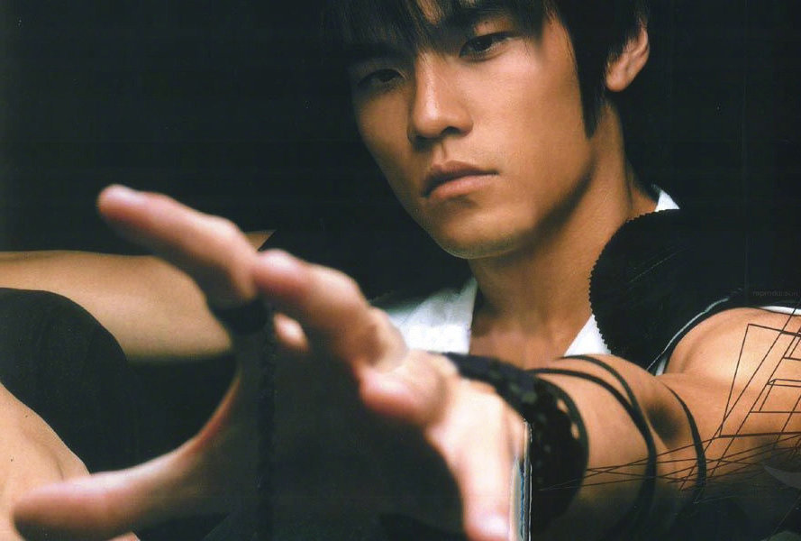 周杰伦 八度空间中随专辑附赠的一些写真